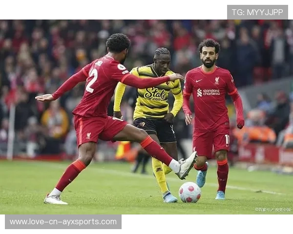 利物浦神秘受伤，曼联俱乐部医生紧急介入