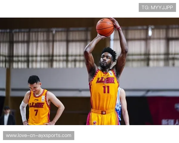 后卫头条：天才重磅回归，球迷沸腾！