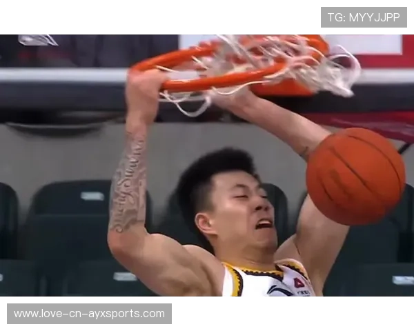 新疆男篮张镇麟关键绝杀成球迷记忆点