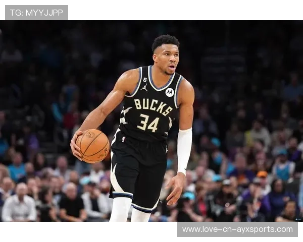 字母哥高效终结禁区,雄鹿不断扩大领先 字母哥高效终结禁区,雄鹿不断扩大领先