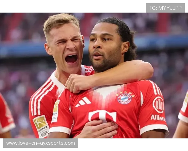 德甲拜仁中场拼抢出彩,前锋接连接应得分