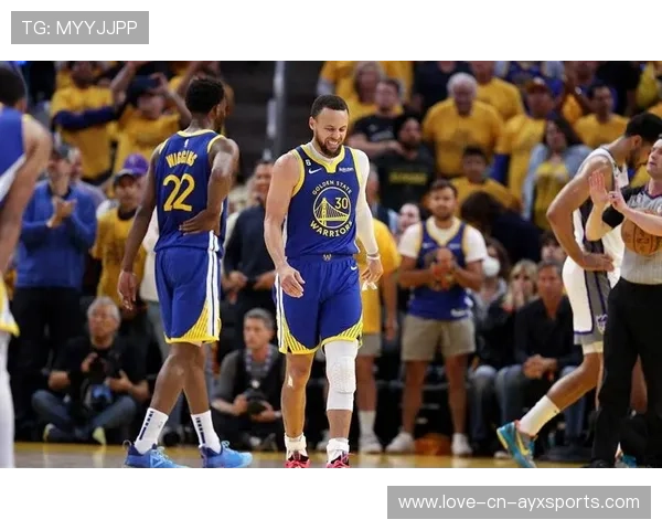 库里三分雨下,勇士再掀胜利狂潮