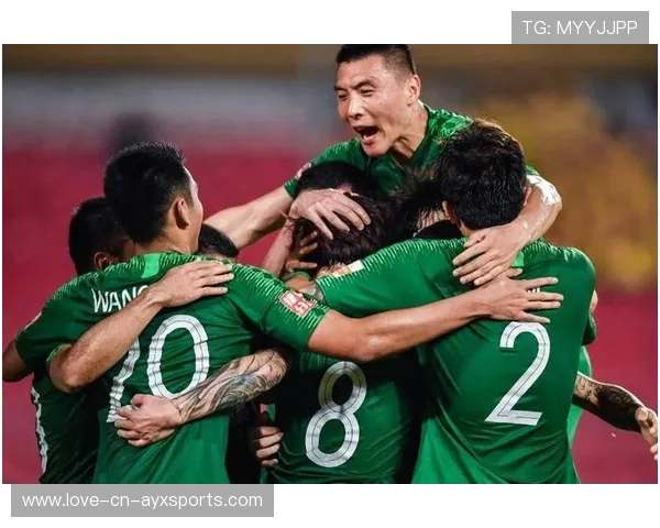 国安主场惨败引球迷不满，俱乐部声援危机浮现