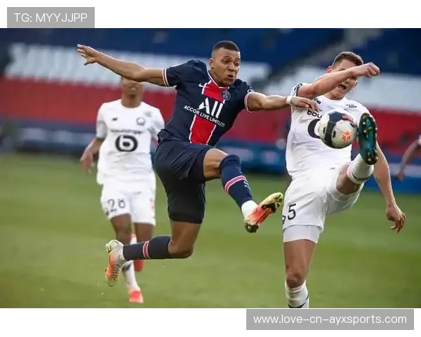 法甲图卢兹持续跑动打开空间,现场情绪攀升