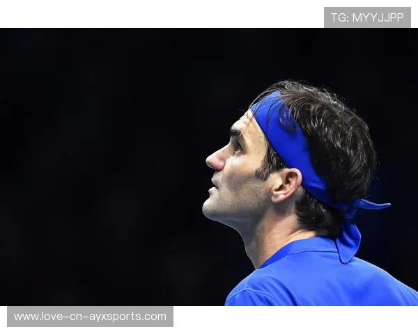 费德勒经典反手切球：网球之美，技艺的巅峰