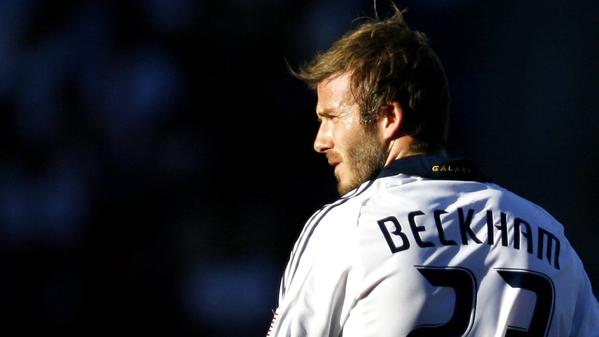 足球联赛冠军争夺战分析